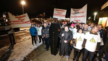 Rührersberger und Gspannberger protestieren gegen Stromautobahn